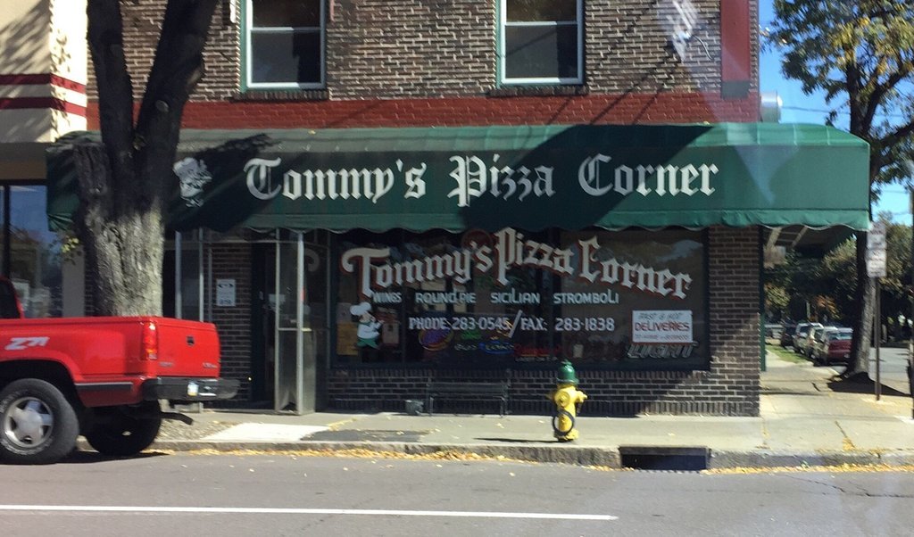 Tommy`s Pizza Corner